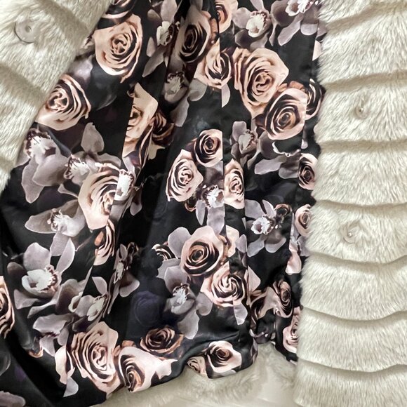 Eliza J Faux Fur Coat Jacket Petite Small Gray Silver Floral Lining - Picture 9 of 11